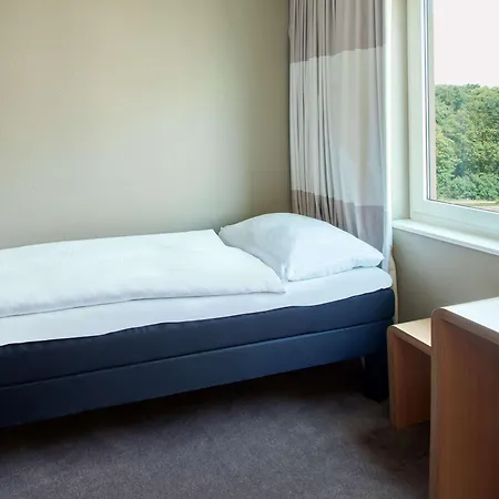 Frankfurt-messe 3* פרנקפורט