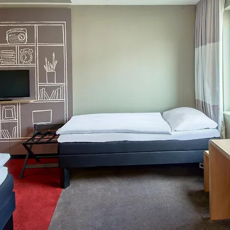 Otel Frankfurt-messe 3*