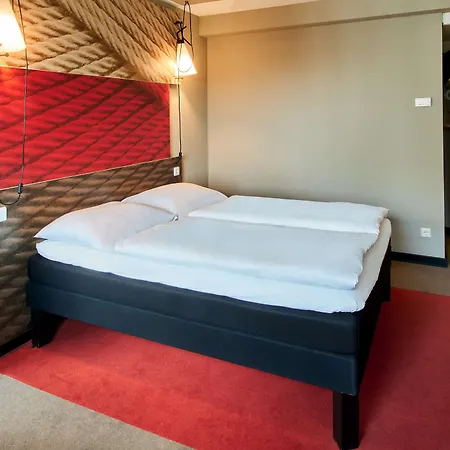 Szálloda Frankfurt-messe 3*