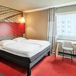 Frankfurt-messe 3* פרנקפורט