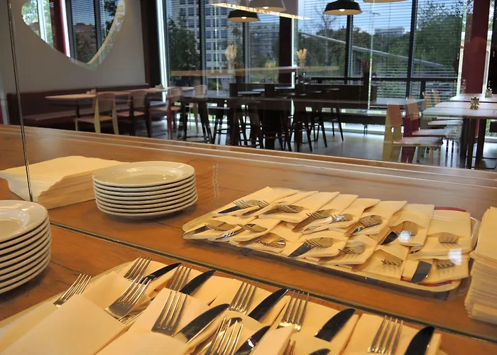 Frankfurt-messe 3* فرانكفورت