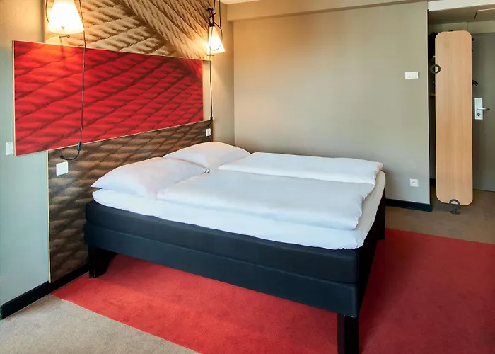 Hotel Frankfurt-messe 3*